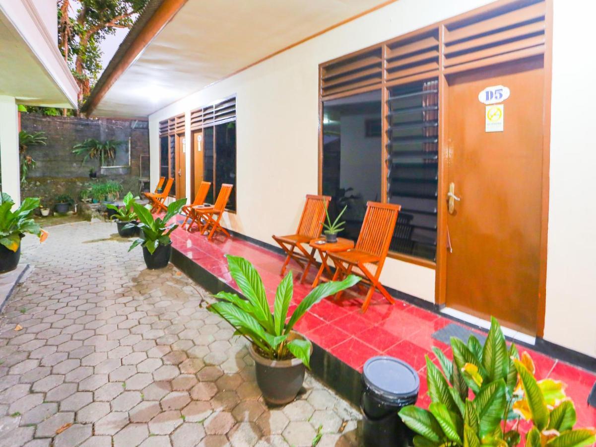 Oyo 93136 Hotel Santo Djaya 2 Bogor Exteriér fotografie